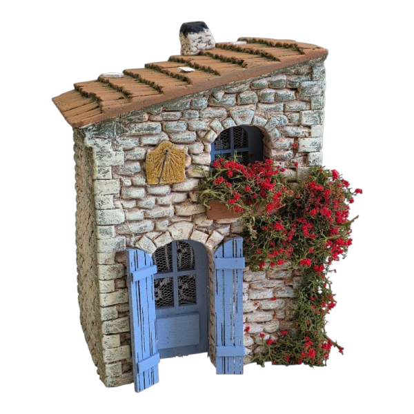 Découvrez des décors artisanaux pensés spécialement pour les santons de 7 cm et plongez dans l’univers de la Provence.