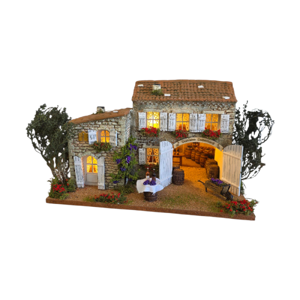 Une nouvelle ambiance pour votre crèche de Noël avec nos décors artisanaux provençaux.