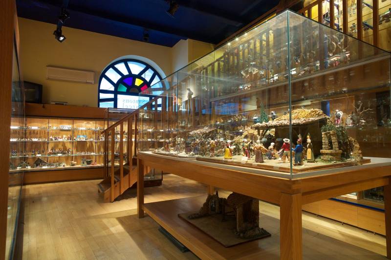 Musée du Santon et visites touristiques à Marseille dans les Bouches-du-Rhône Le Musée du Santon Marcel Carbonel