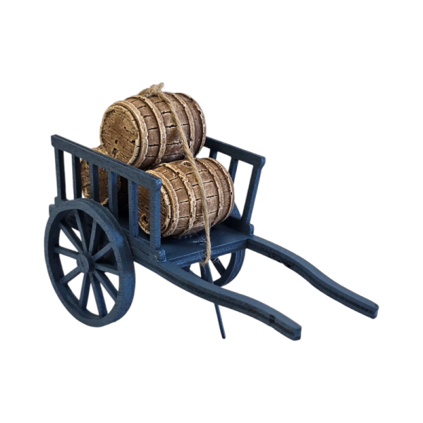 Charrette avec tonneaux bleu de Provence fabriquée en bois dans notre atelier à Aubagne pour votre décor de crèche de noël et vos santons de Provence 7cm 