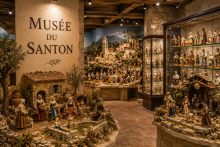 Musée du Santon en Provence : univers miniature, santons artisanaux et décors de crèche inspirés des villages provençaux